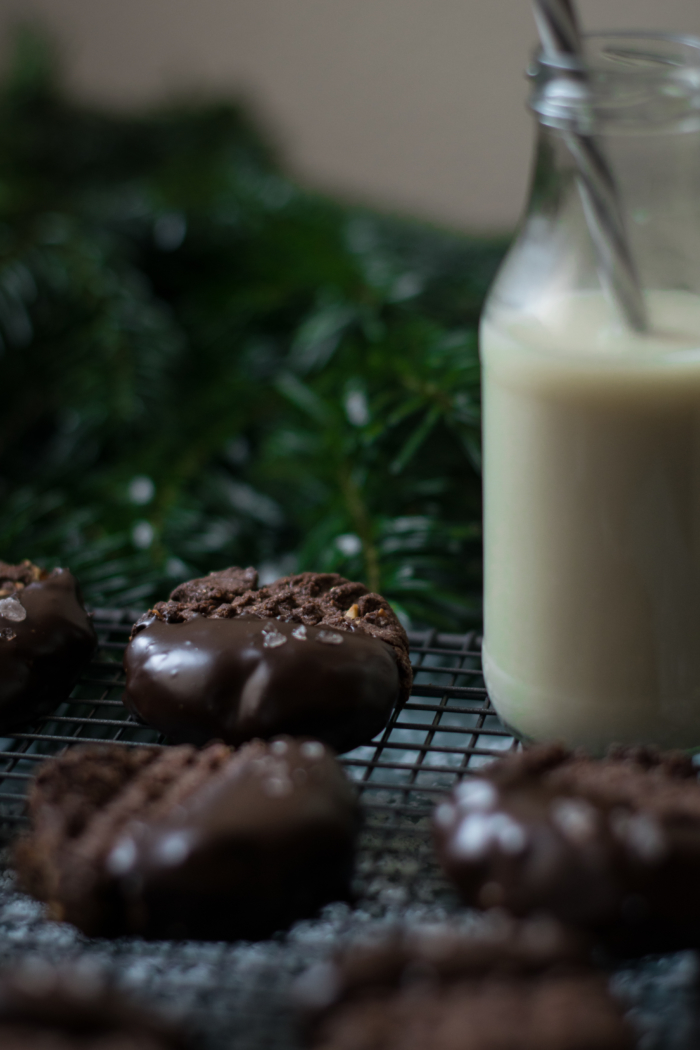 Christmas Spice, Hazelnut & Chocolate Cookies