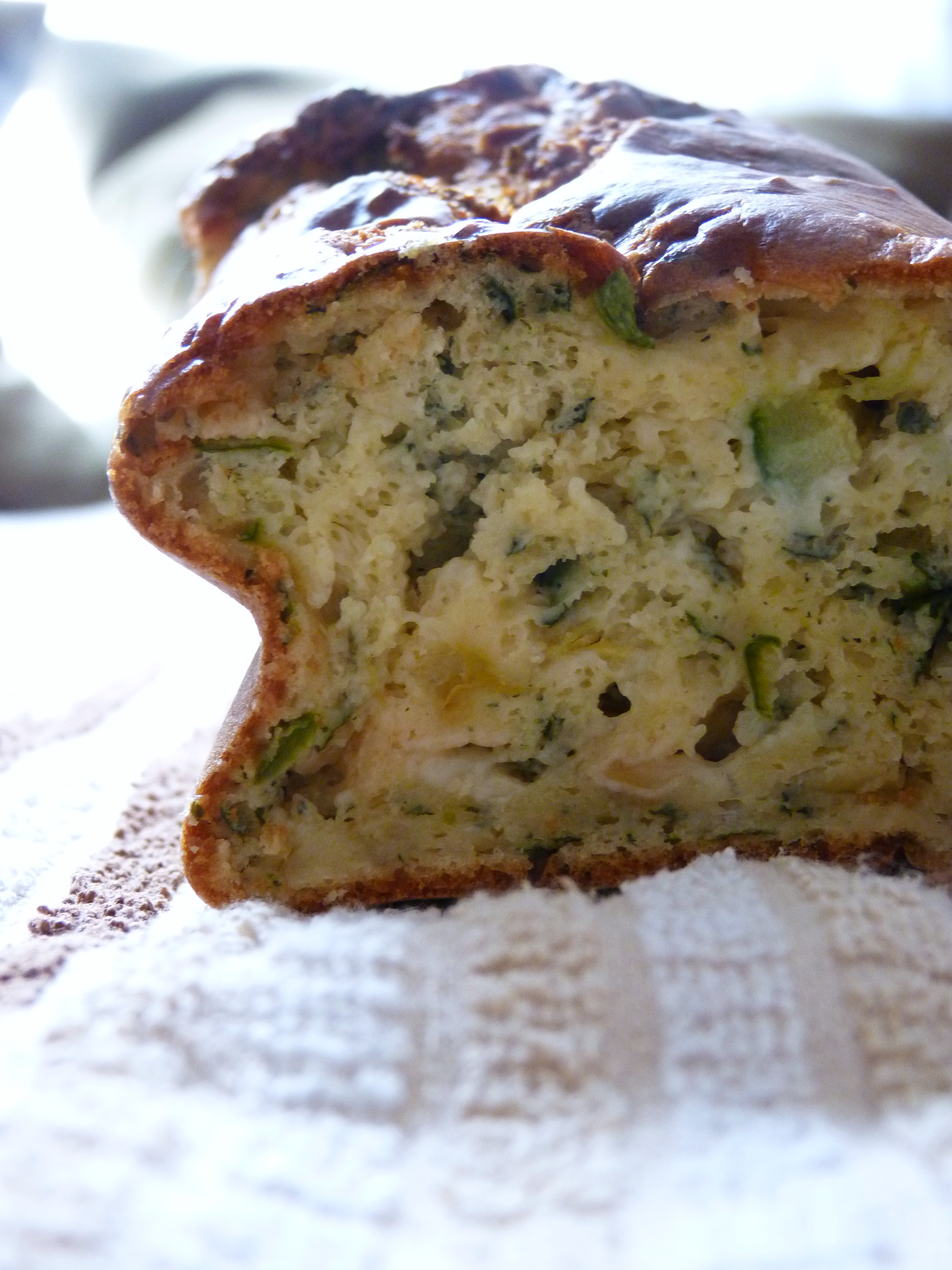 Cake courgette, fromage de chèvre pélardon, menthe