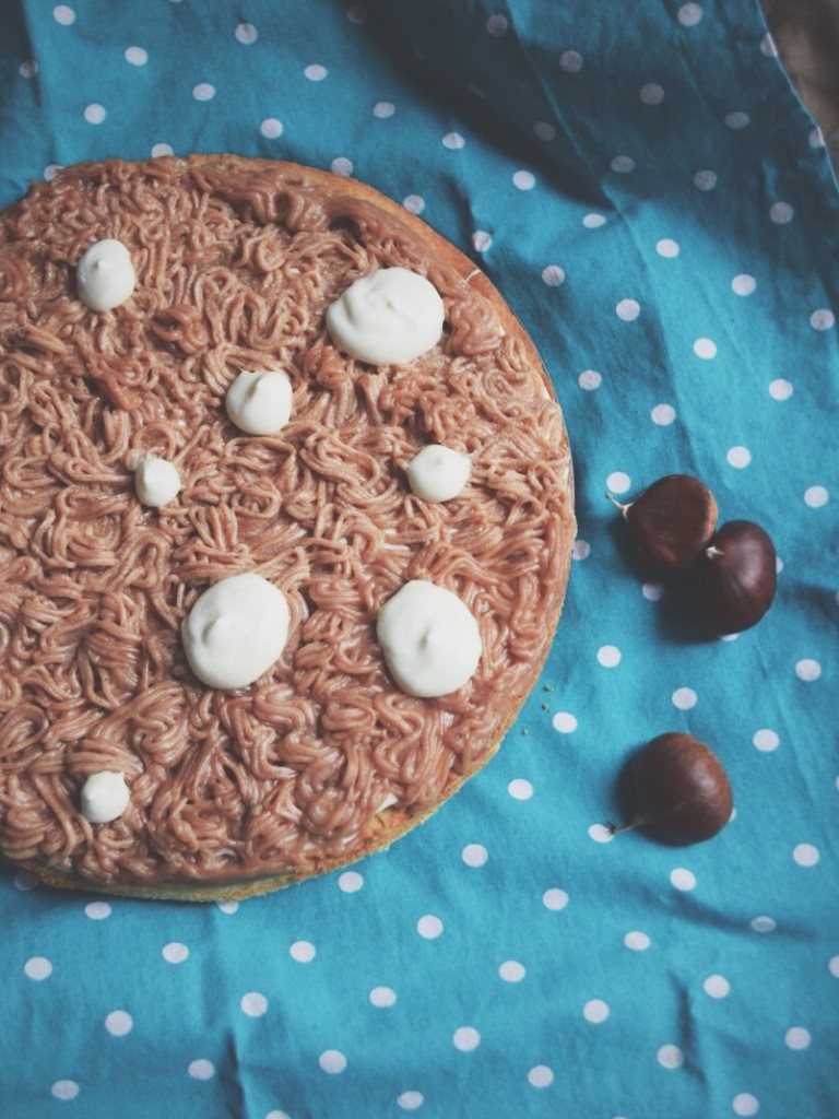 Bouillet chestnut blackcurrant tart