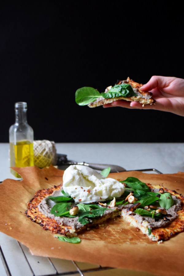 Cauliflower pizza, cream of mushrooms with truffle, creamy Burrata