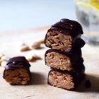 Sugar free peanut butter coconut chocolate bar