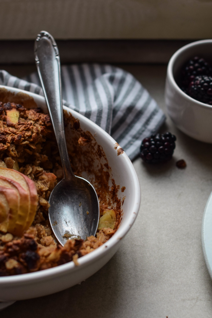 Baked oatmeal pomme & cannelle