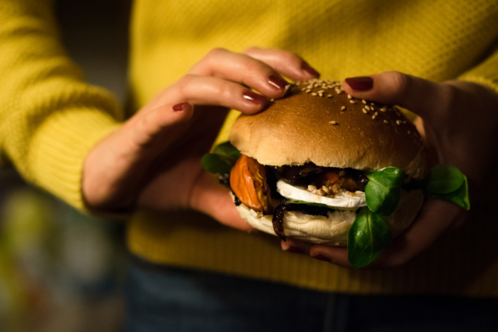 Burger d'automne au potimarron & fondue d'oignon au Calvados