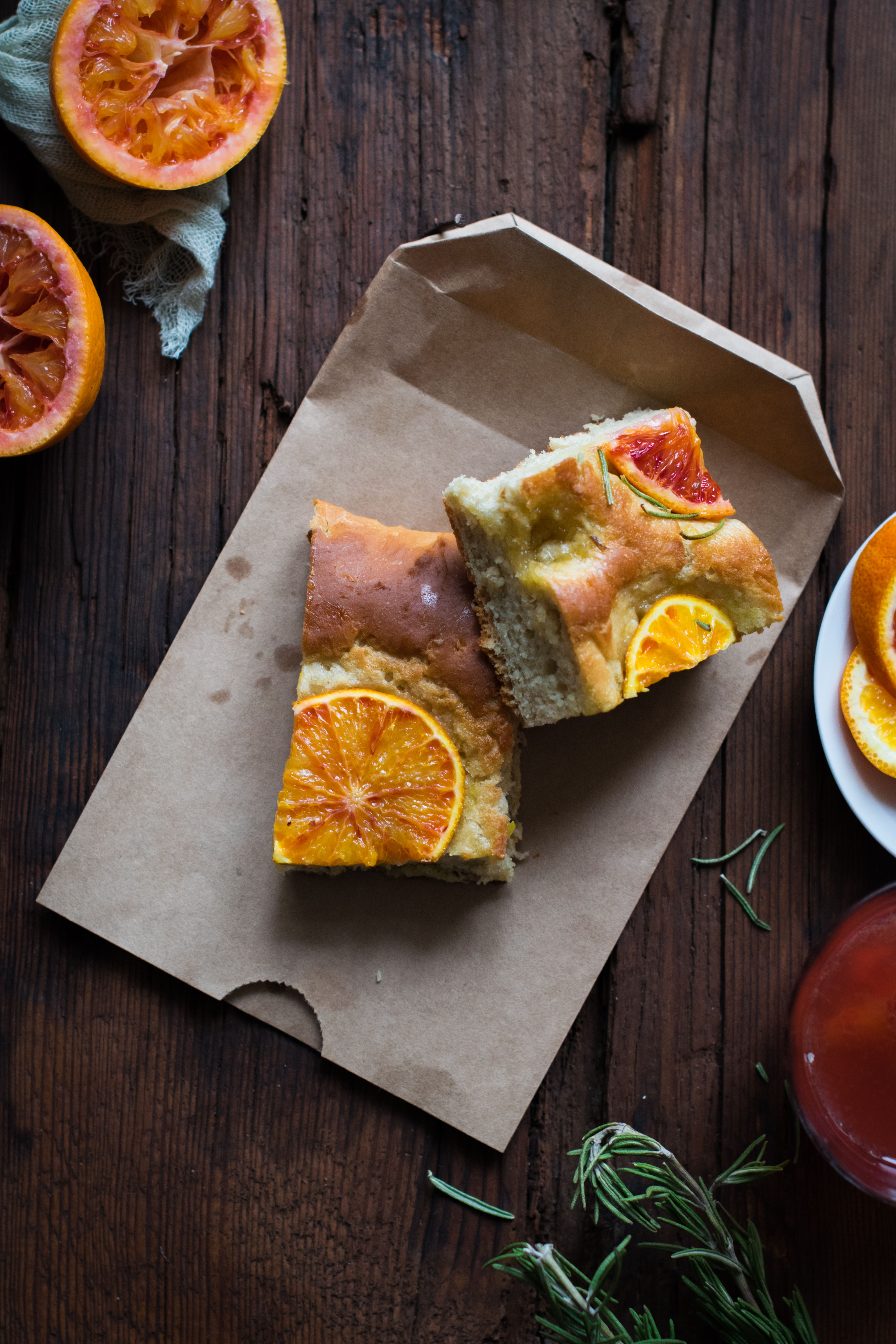 Focaccia Sucrée aux Oranges Sanguines & Romarin