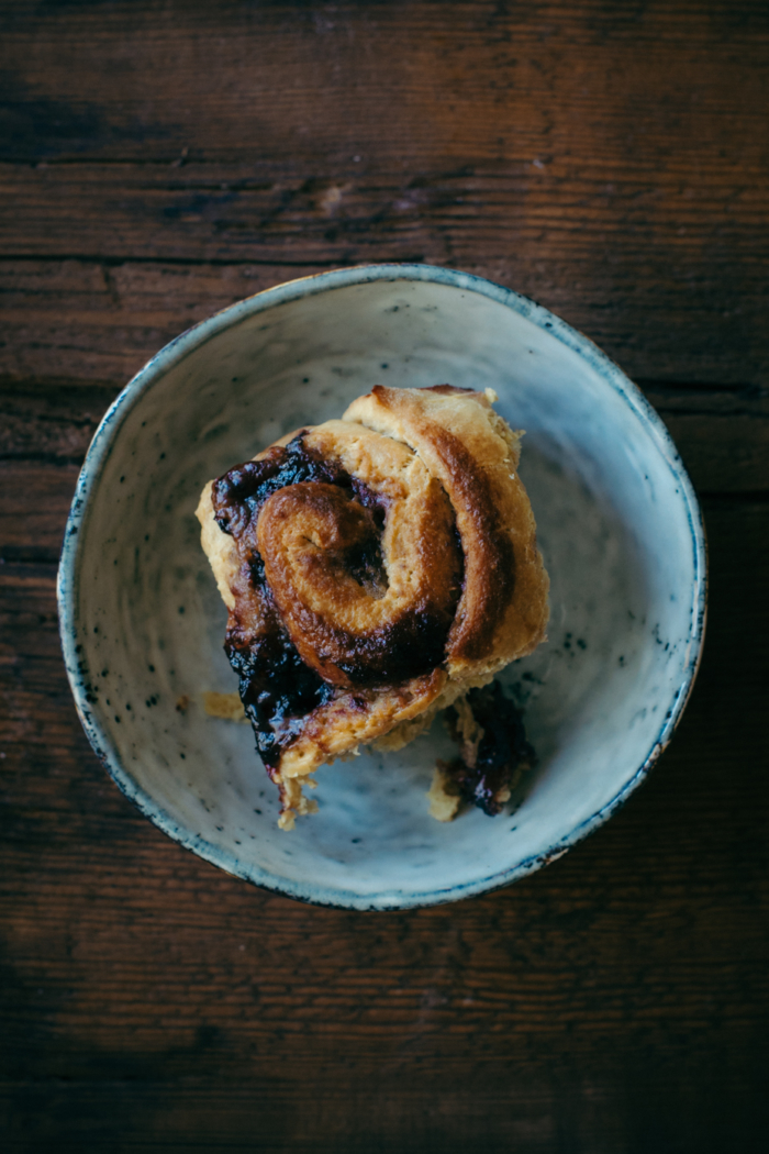 Roulés à la Cardamome, Mûres & Crème de Marrons