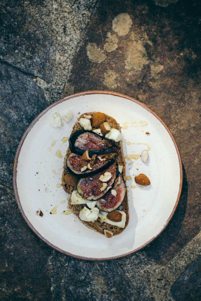 Tartine de Campagne Figue Chevre Miel