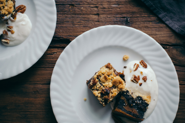 Crumble au Potimarron, Chocolat Noir & Noix de Pécan