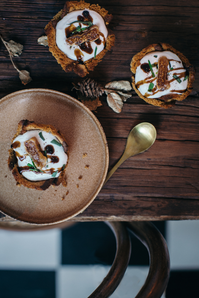 Bouchées de Pain d'épices & mousse de chèvre à l'estragon